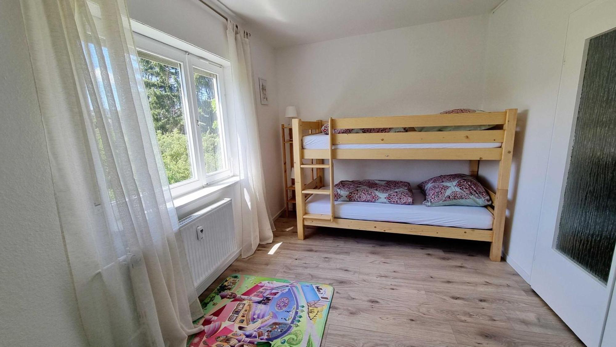 Haus No. 48 Apartment ฟรีเซนไฮม์ ภายนอก รูปภาพ